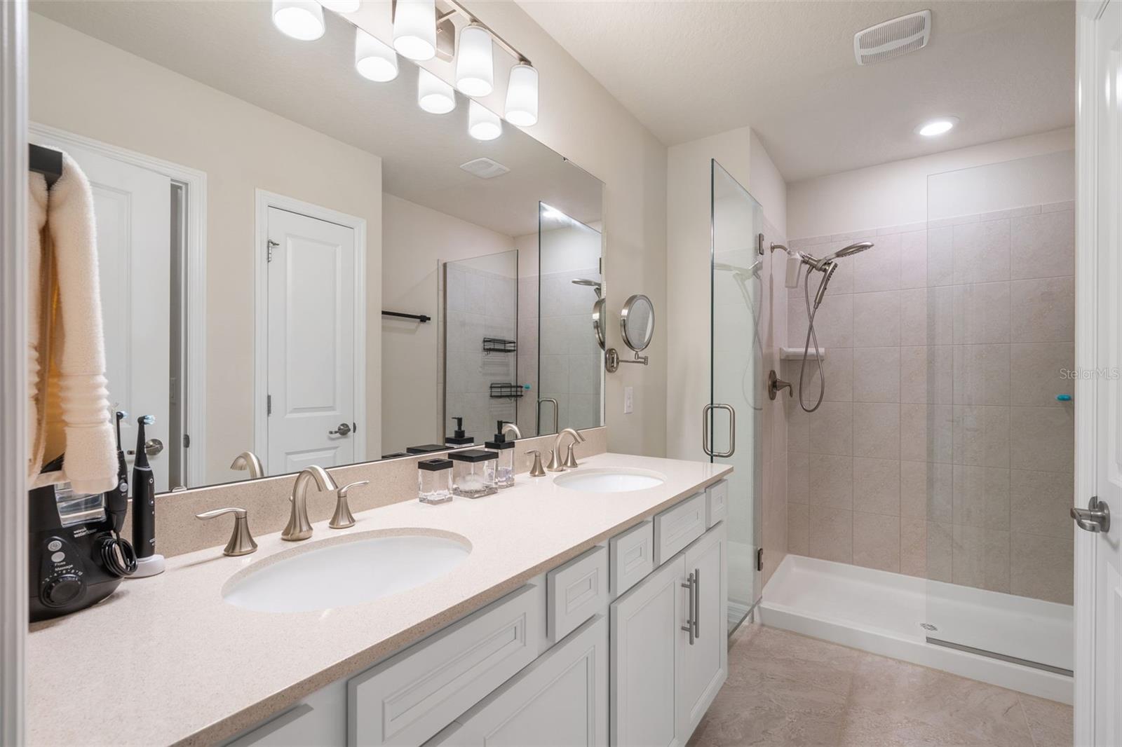 LONGLEAF/OAKLAND REP - Residential