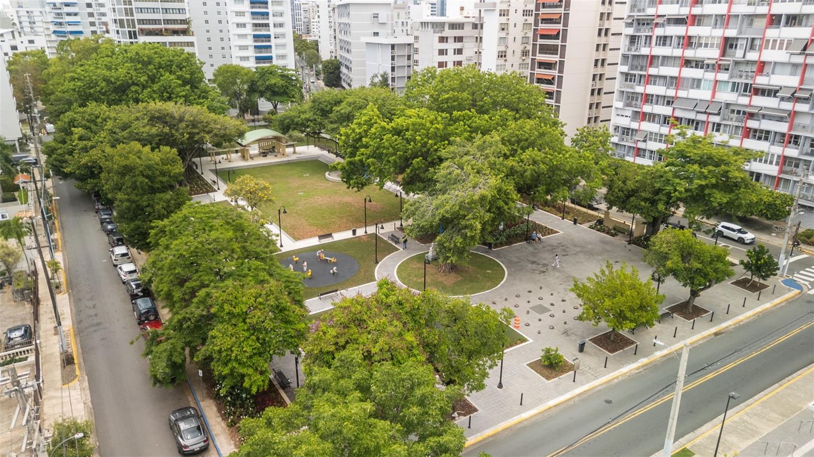 CONDOMINIUM SON SID - Residential