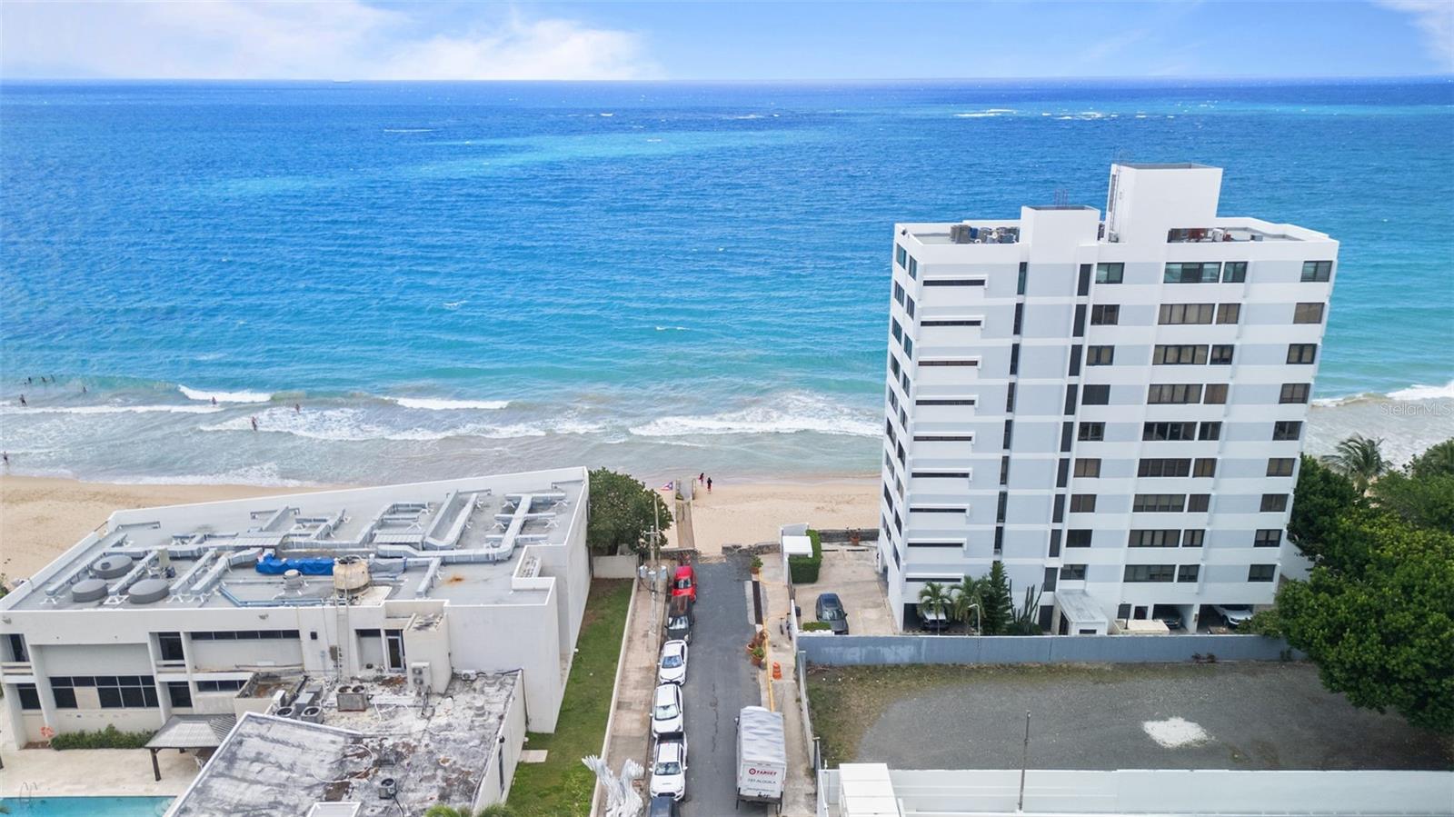 CONDOMINIUM SON SID - Residential
