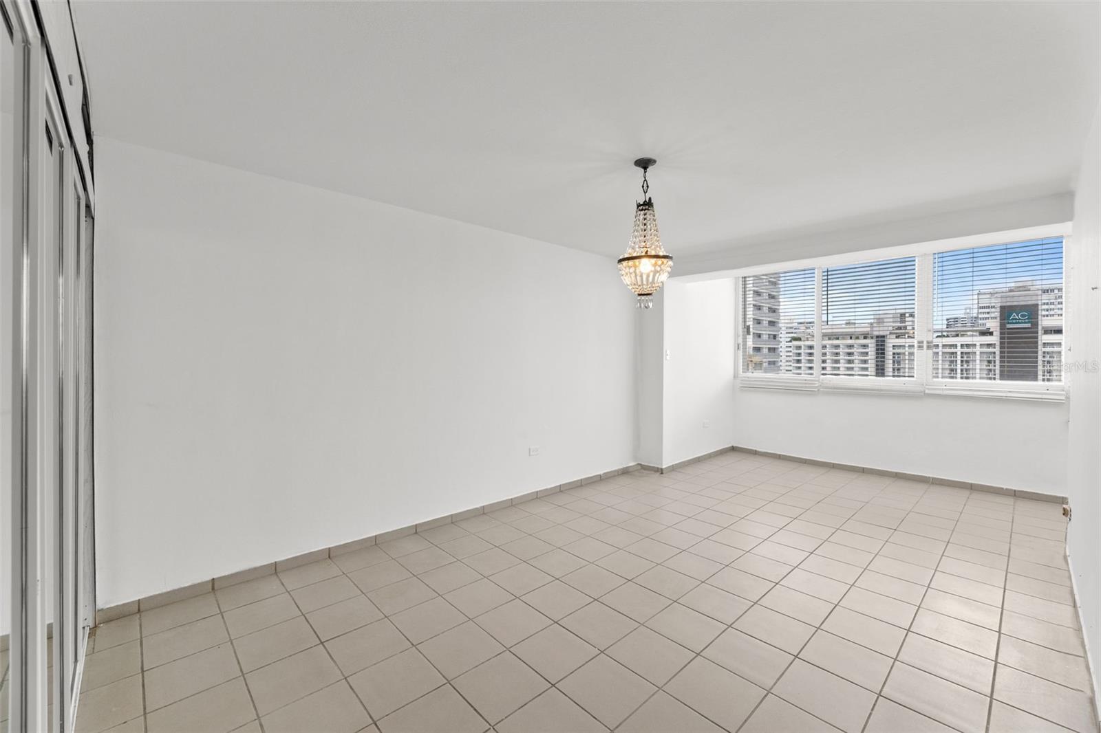 CONDOMINIUM SON SID - Residential