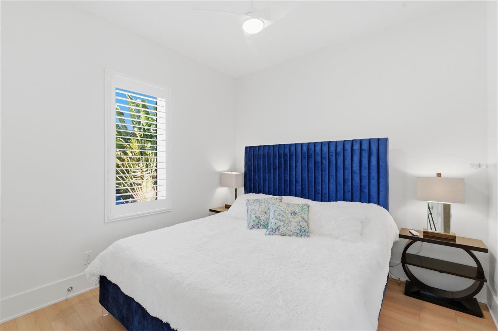 ESPIRITU SANTO SPGS - Residential Lease