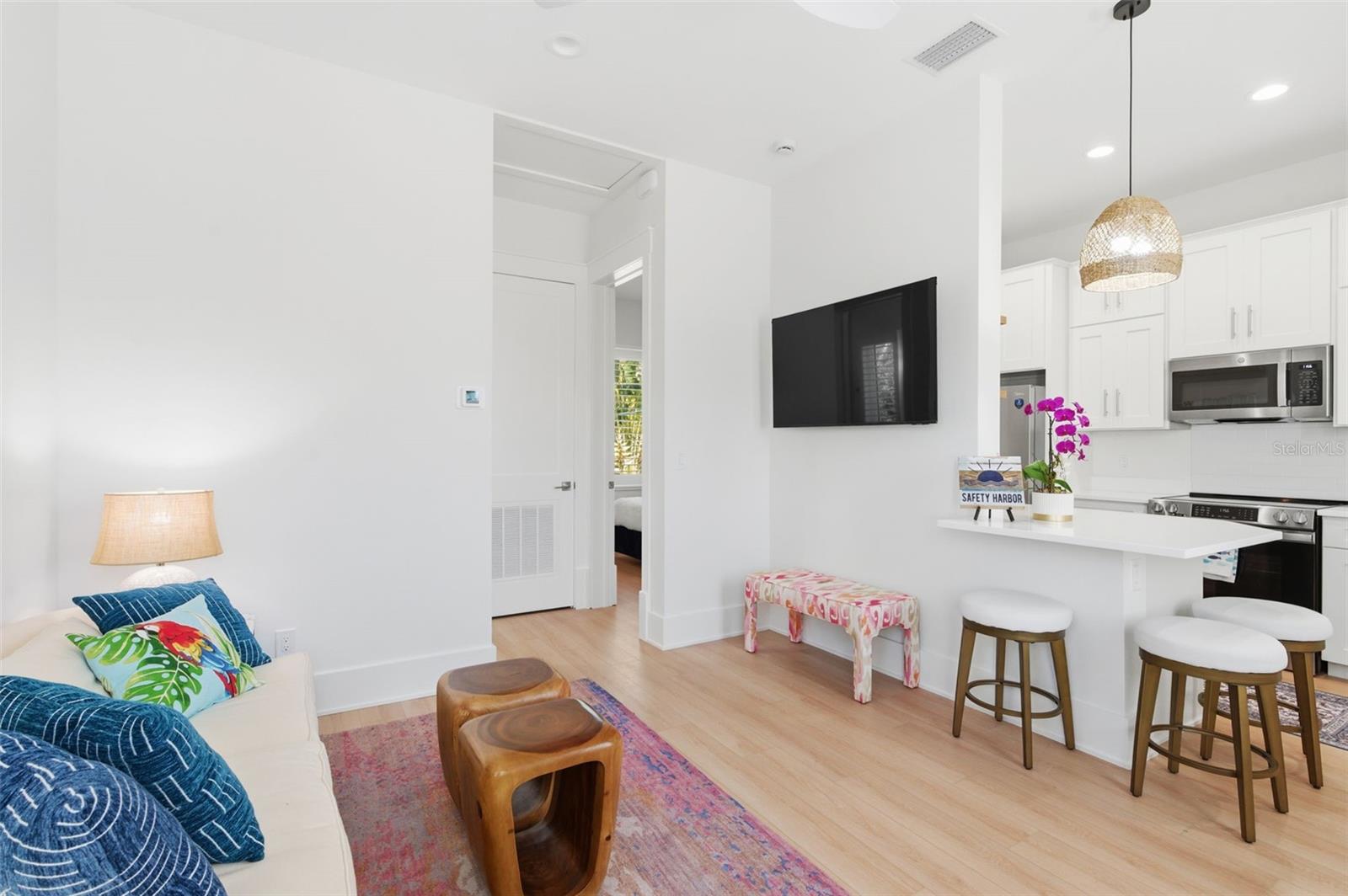 ESPIRITU SANTO SPGS - Residential Lease