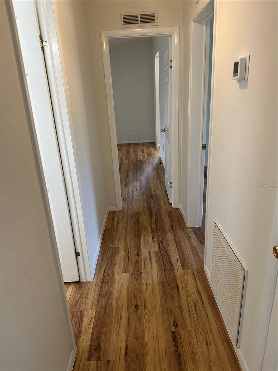 LADY LAKE ORANGE BLOSSOM GARDENS UNIT 11 - Residential