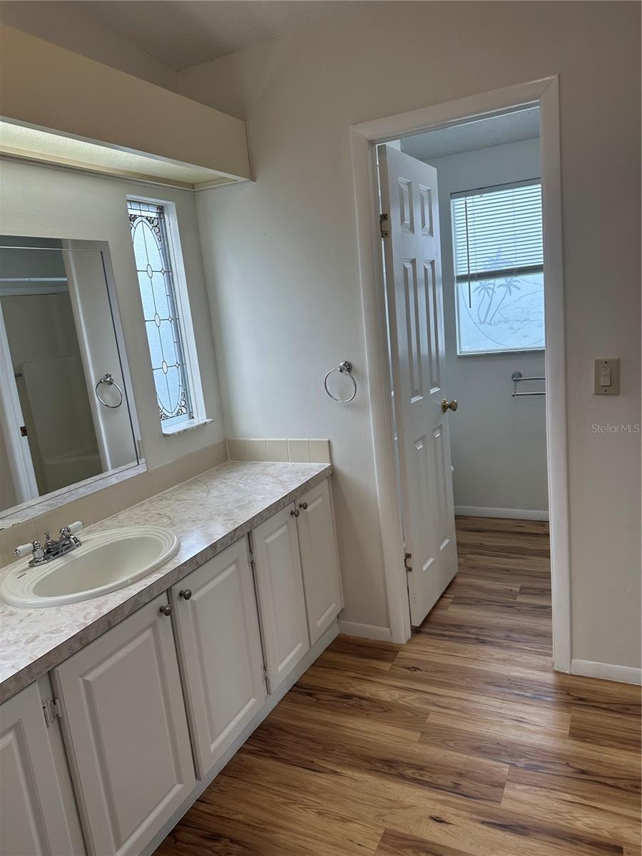 LADY LAKE ORANGE BLOSSOM GARDENS UNIT 11 - Residential