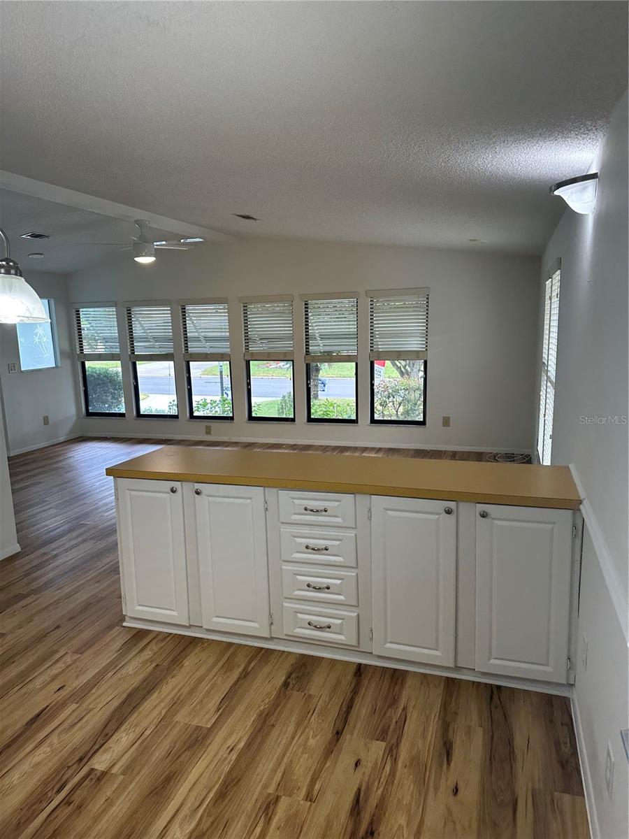 LADY LAKE ORANGE BLOSSOM GARDENS UNIT 11 - Residential