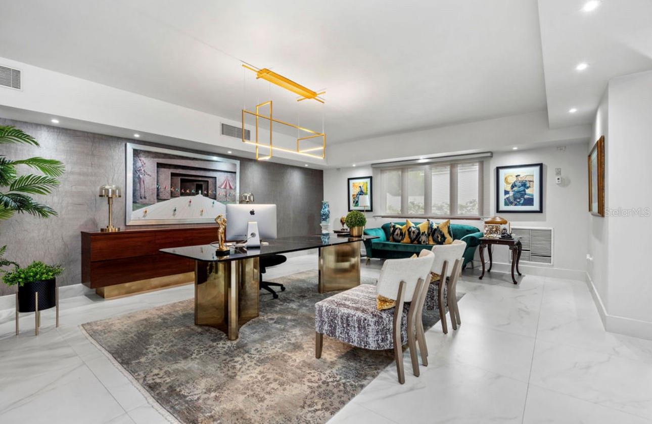 BALDWIN PARK - Residential