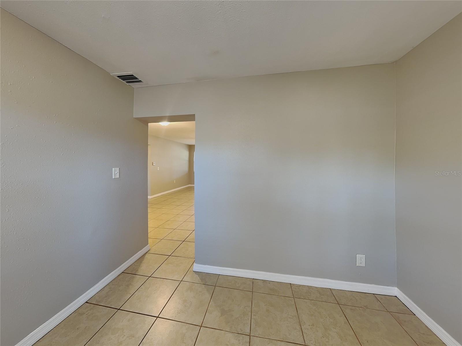 BRENTWOOD ESTATES - Residential Lease