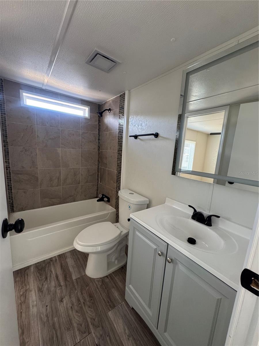 MOUNT OLIVE SHORES PH 01 - Residential