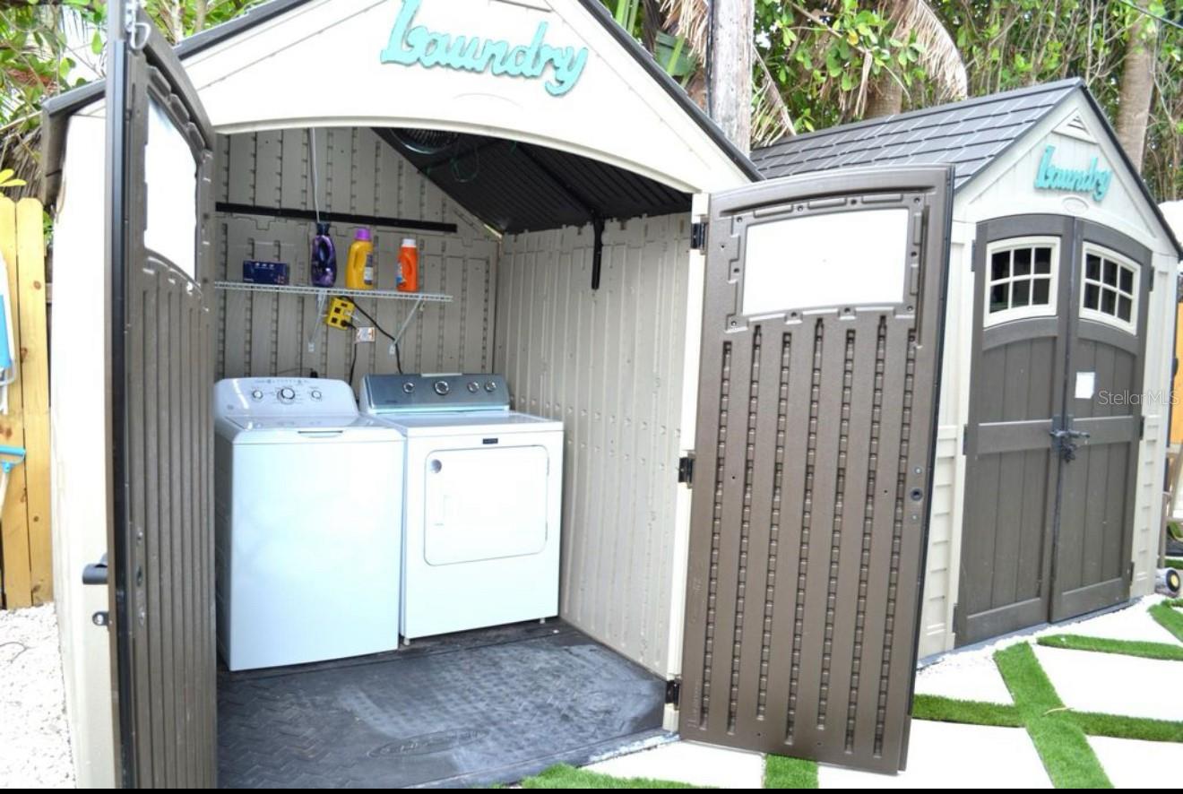 DON CE-SAR PLACE - Residential Lease