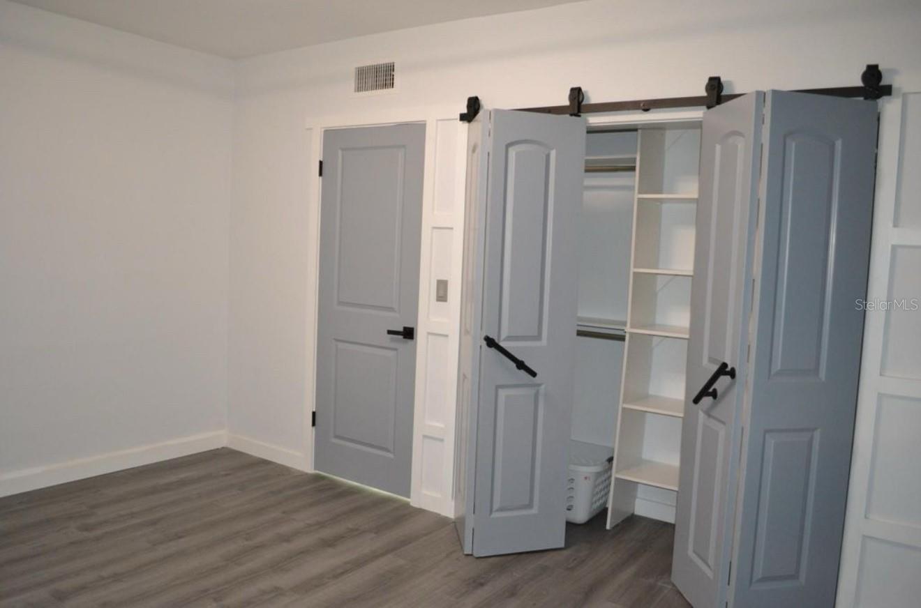 DON CE-SAR PLACE - Residential Lease