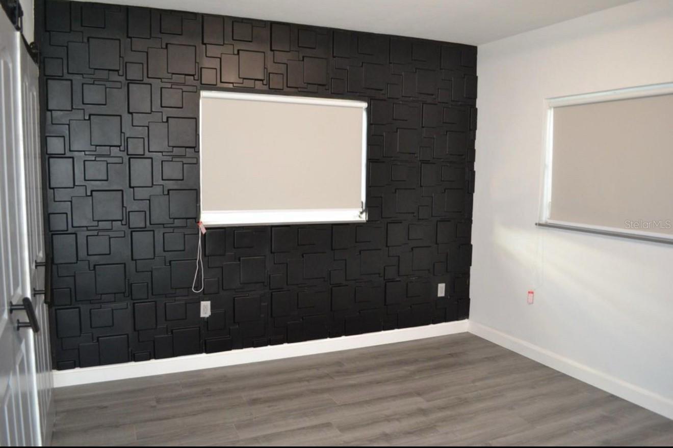 DON CE-SAR PLACE - Residential Lease