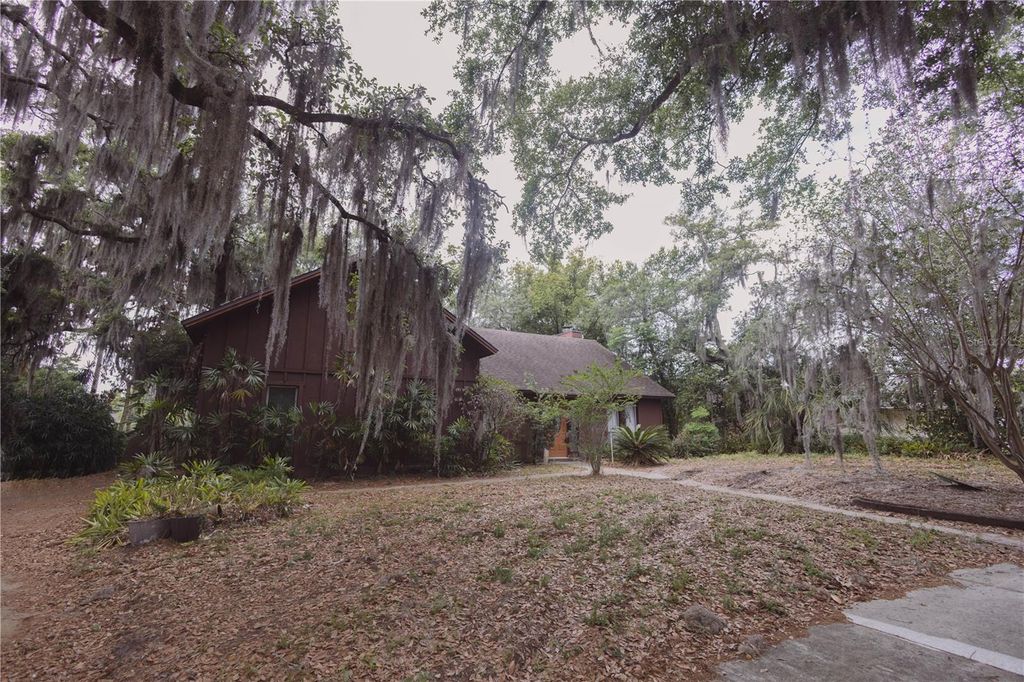Photo of 3912 Rose Petal Lane, Orlando, FL 32808 (MLS # O6405528)