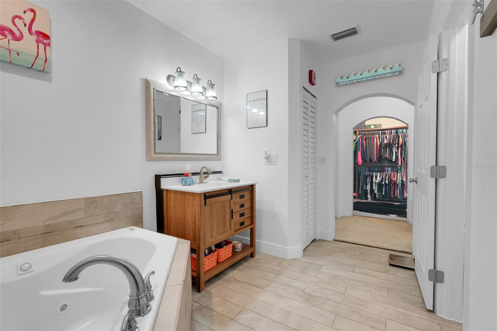 ORANGE SUMMIT - Residential