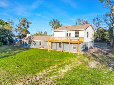 Photo of 109 Fruitwood Avenue, Eustis, FL 32726 (MLS # G5103921)