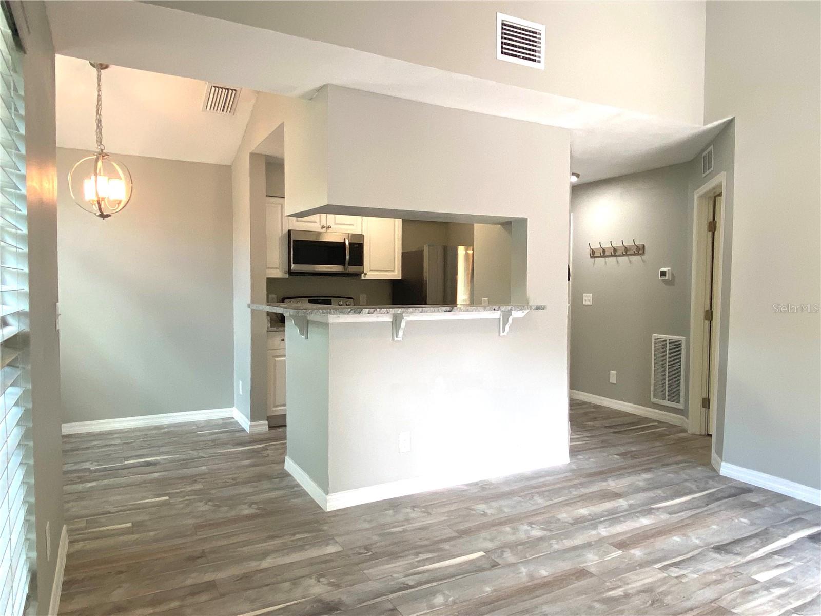 THE GRAND RESERVE CONDO - Residential Lease