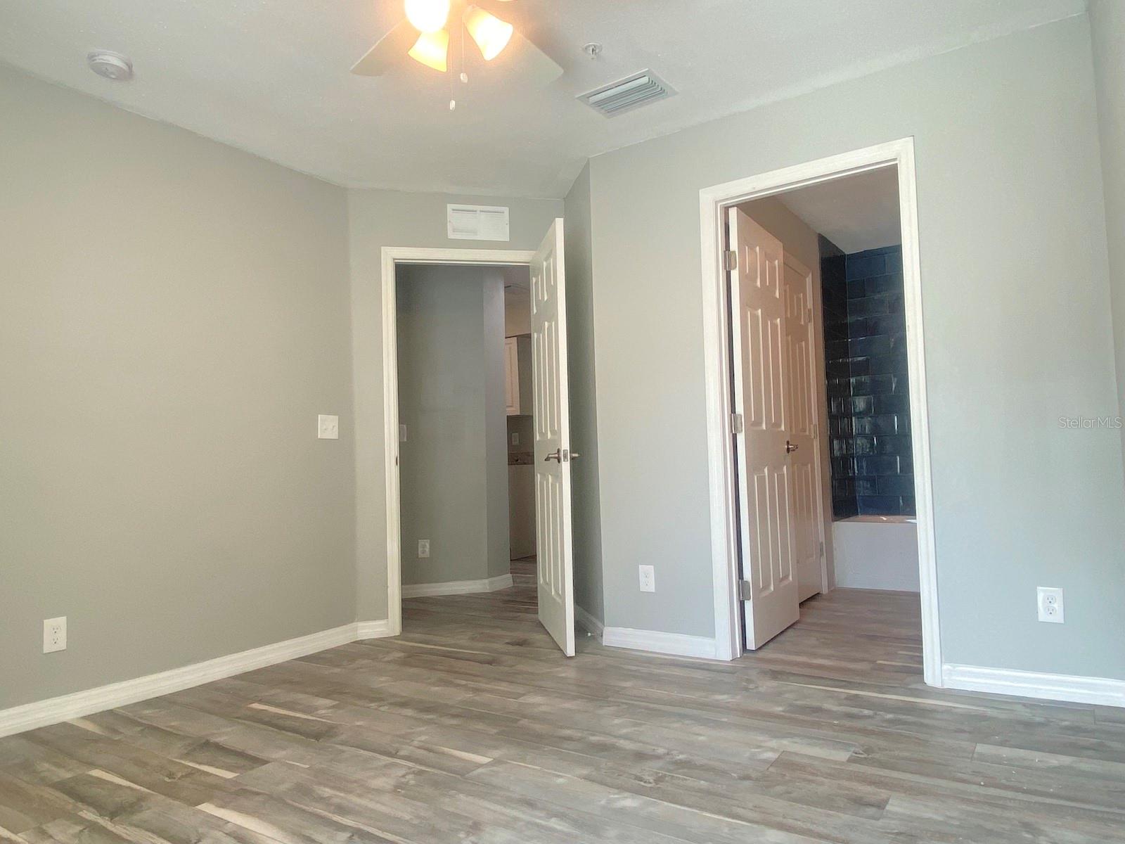 THE GRAND RESERVE CONDO - Residential Lease