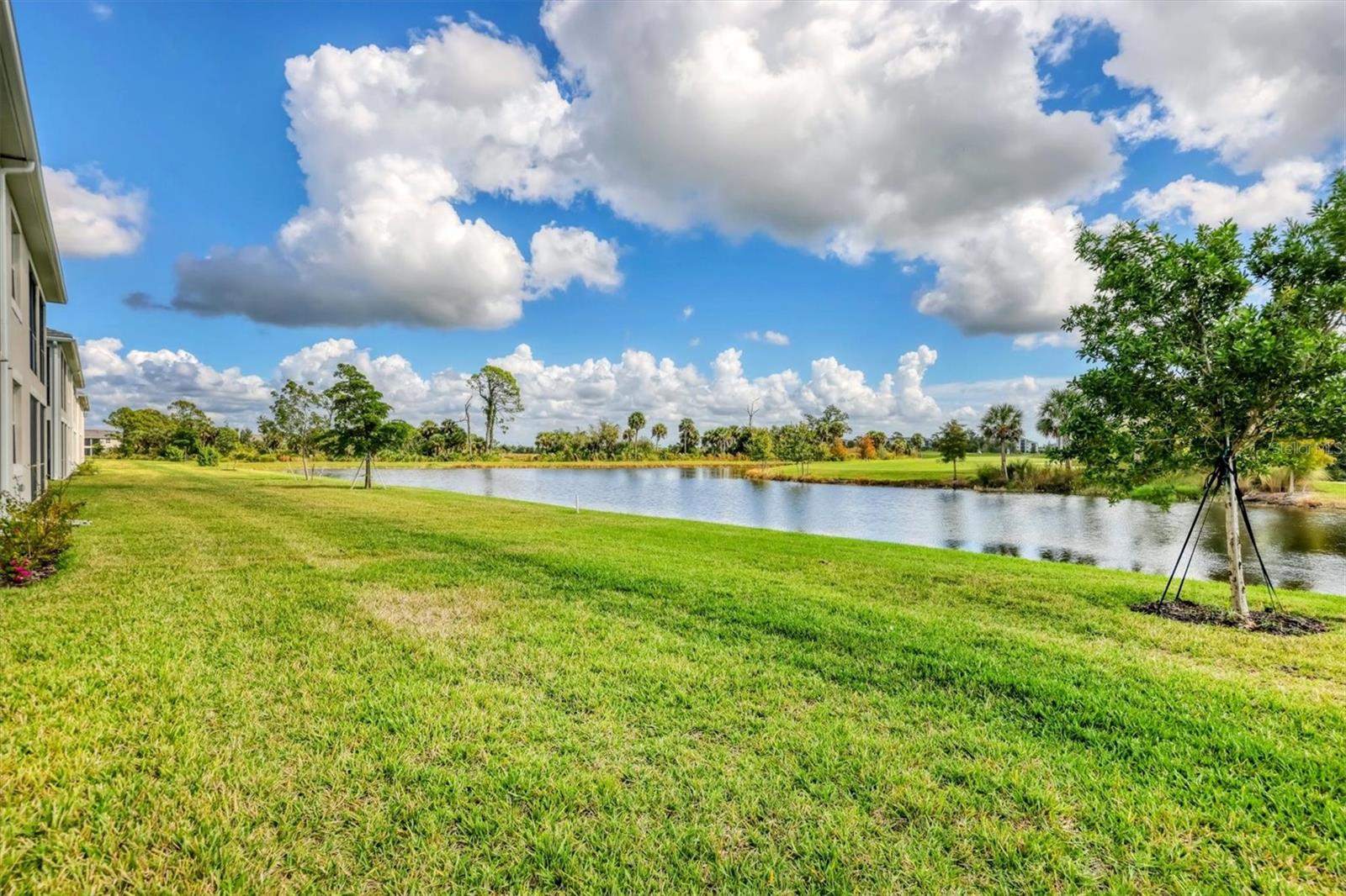 WELLEN PARK GOLF & COUNTRY CLUB - Residential