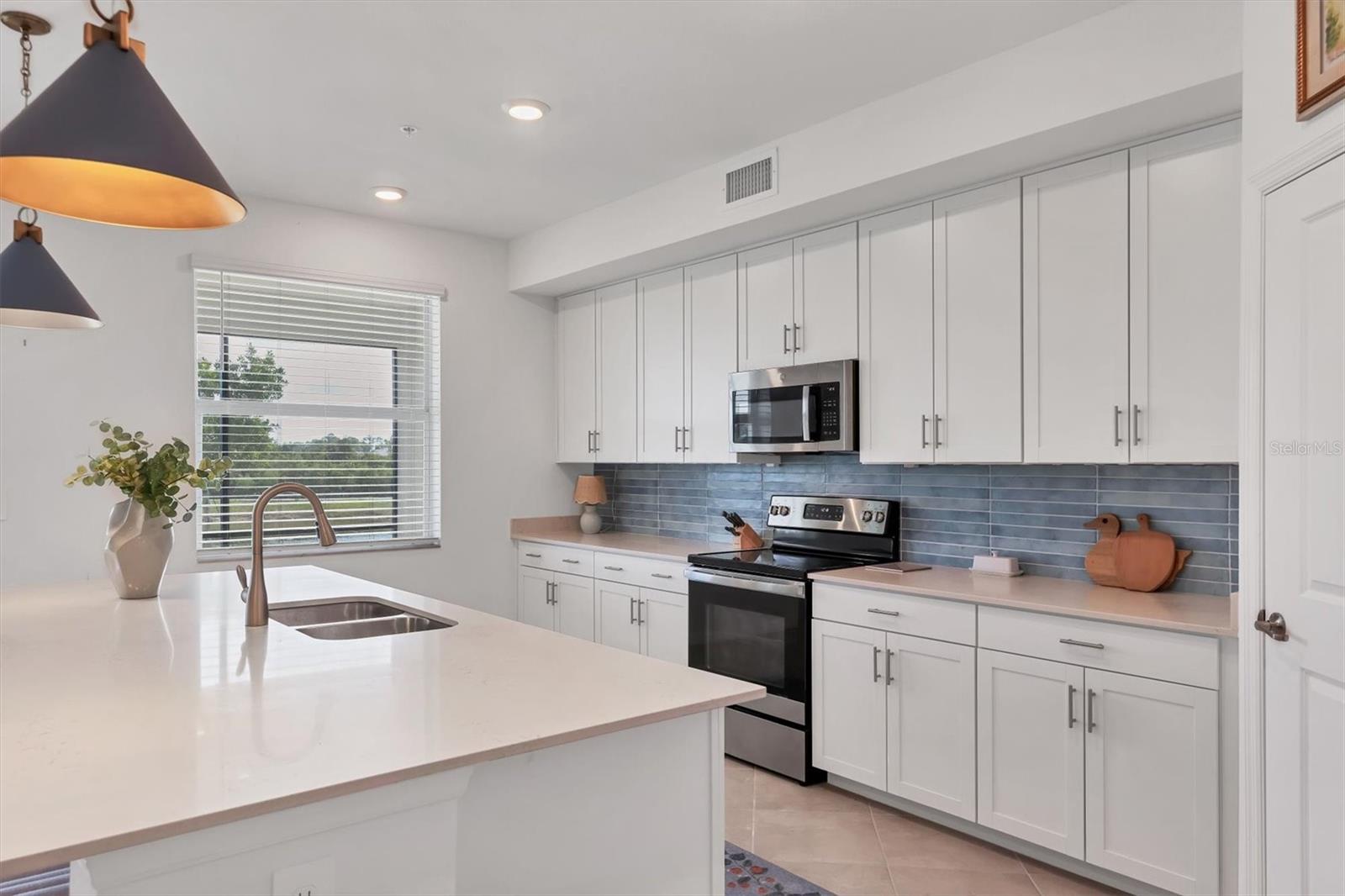 WELLEN PARK GOLF & COUNTRY CLUB - Residential