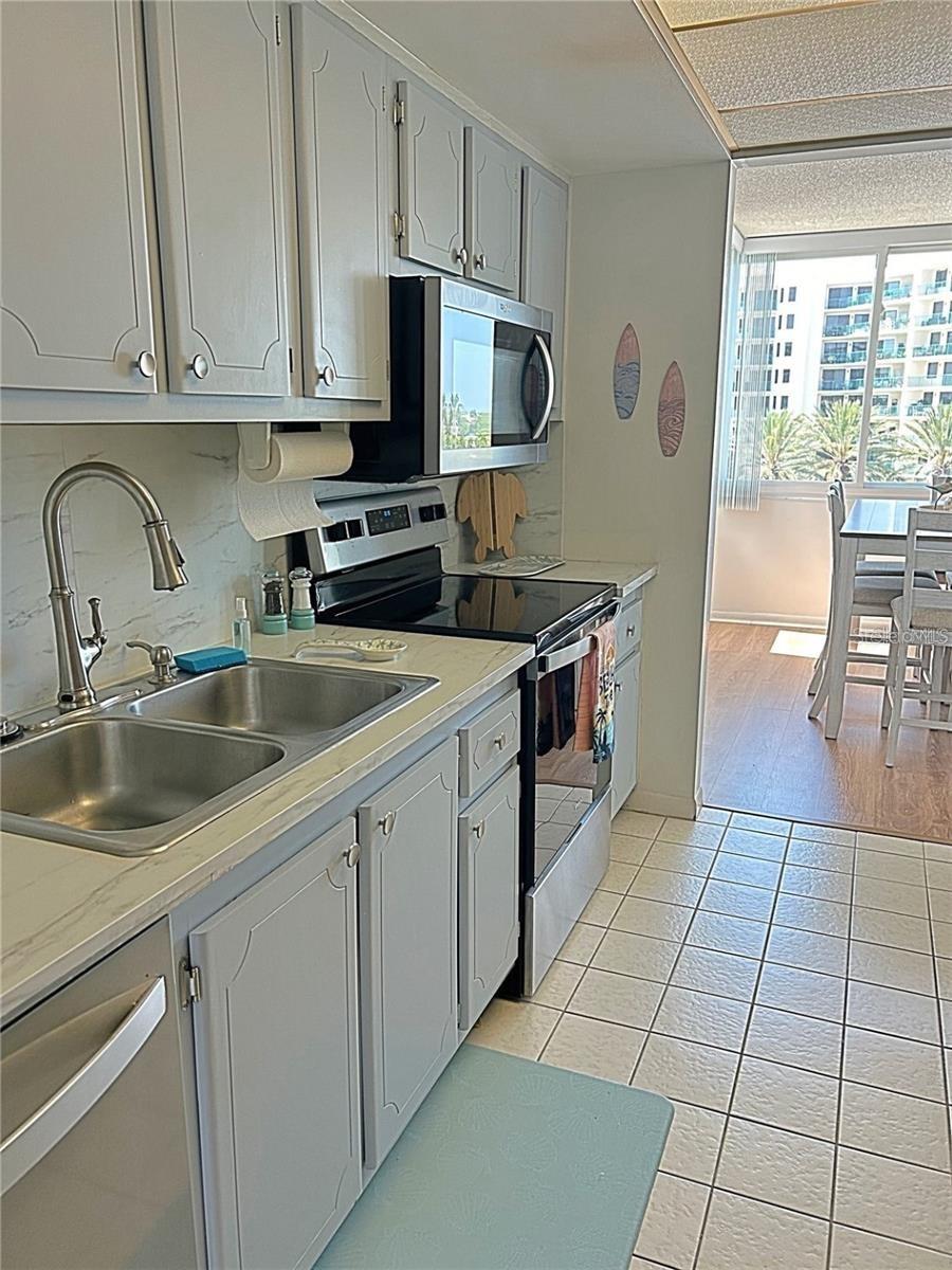 DIAMOND ISLE CONDO - Residential Lease