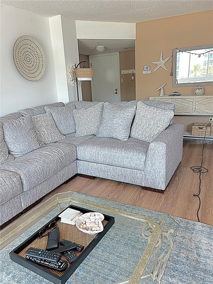 DIAMOND ISLE CONDO - Residential Lease