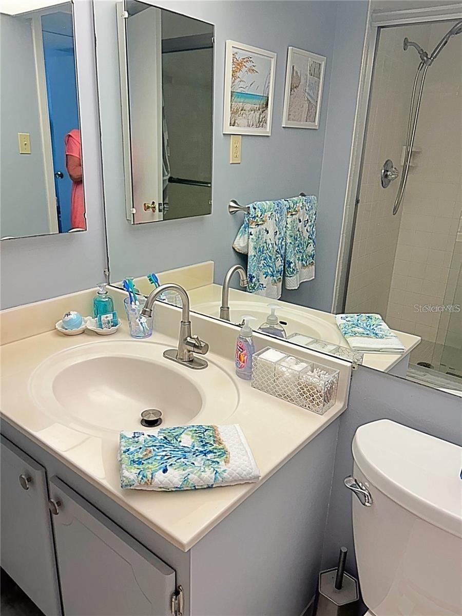 DIAMOND ISLE CONDO - Residential Lease