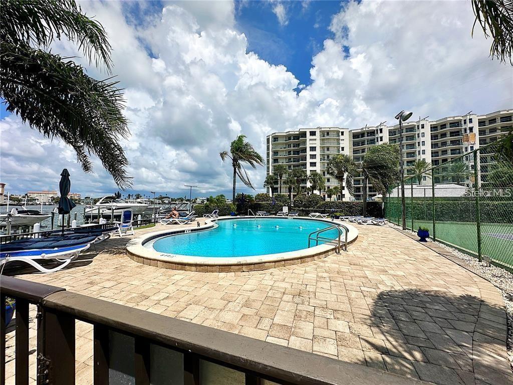 DIAMOND ISLE CONDO - Residential Lease