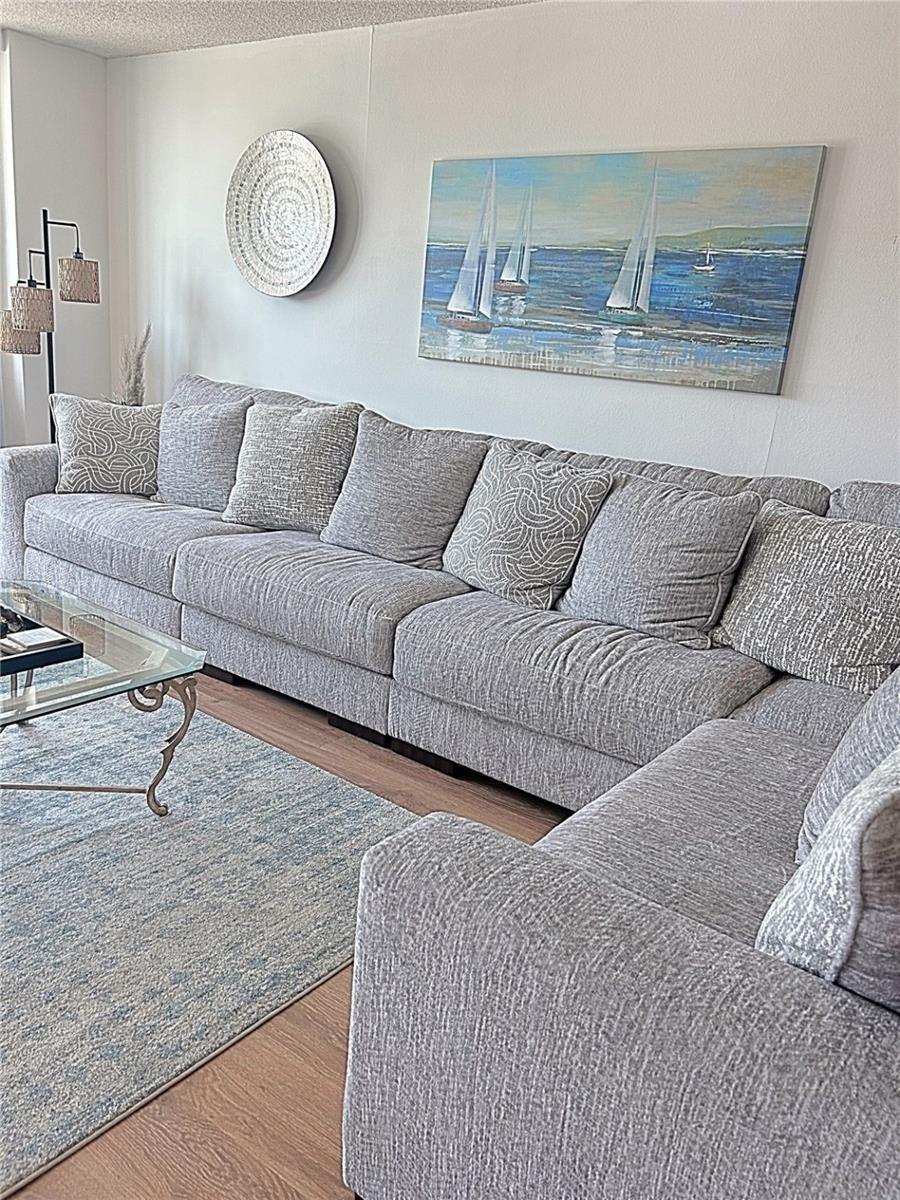 DIAMOND ISLE CONDO - Residential Lease