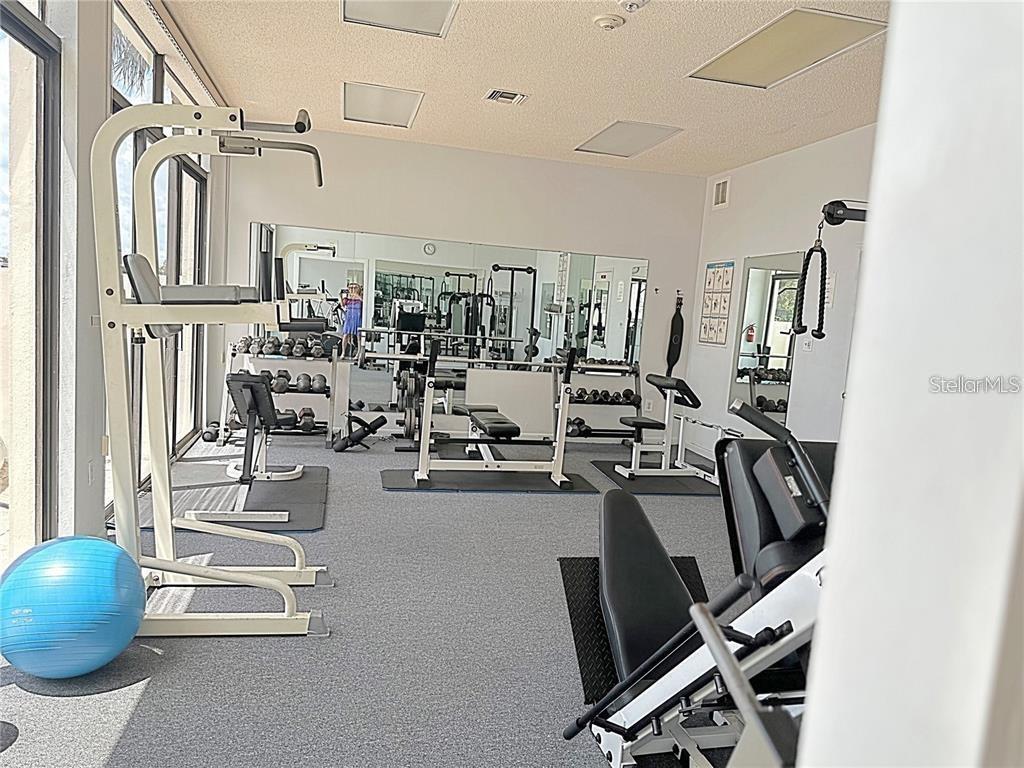 DIAMOND ISLE CONDO - Residential Lease