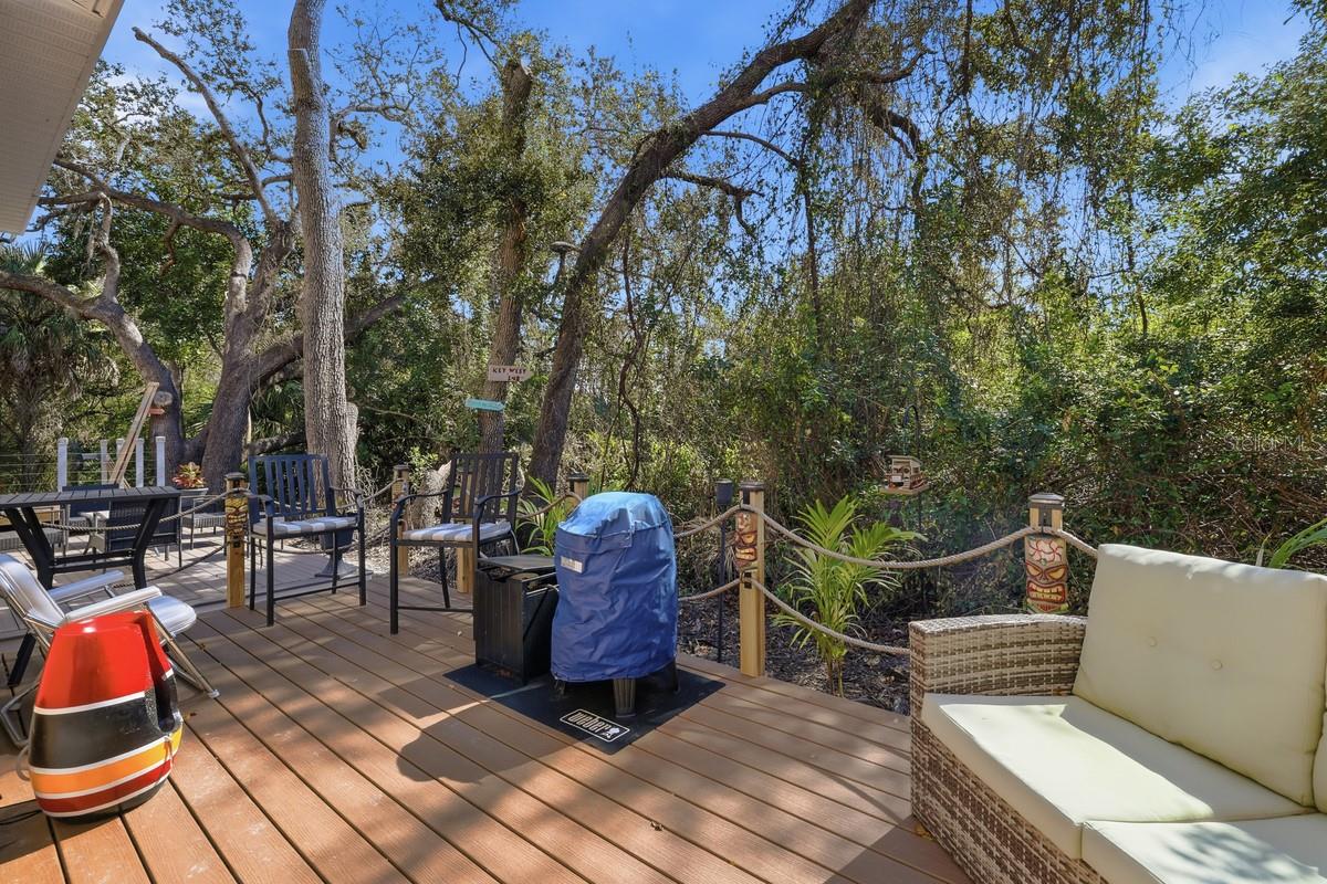 BAYSHORE COMMONS - Residential