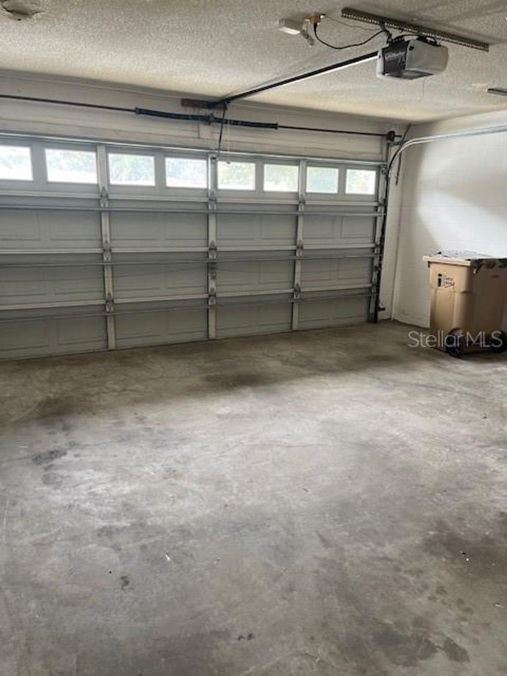 Photo of 9805 Terrace Trail Lane, Temple Terrace, FL 33637 (MLS # TB8413330)