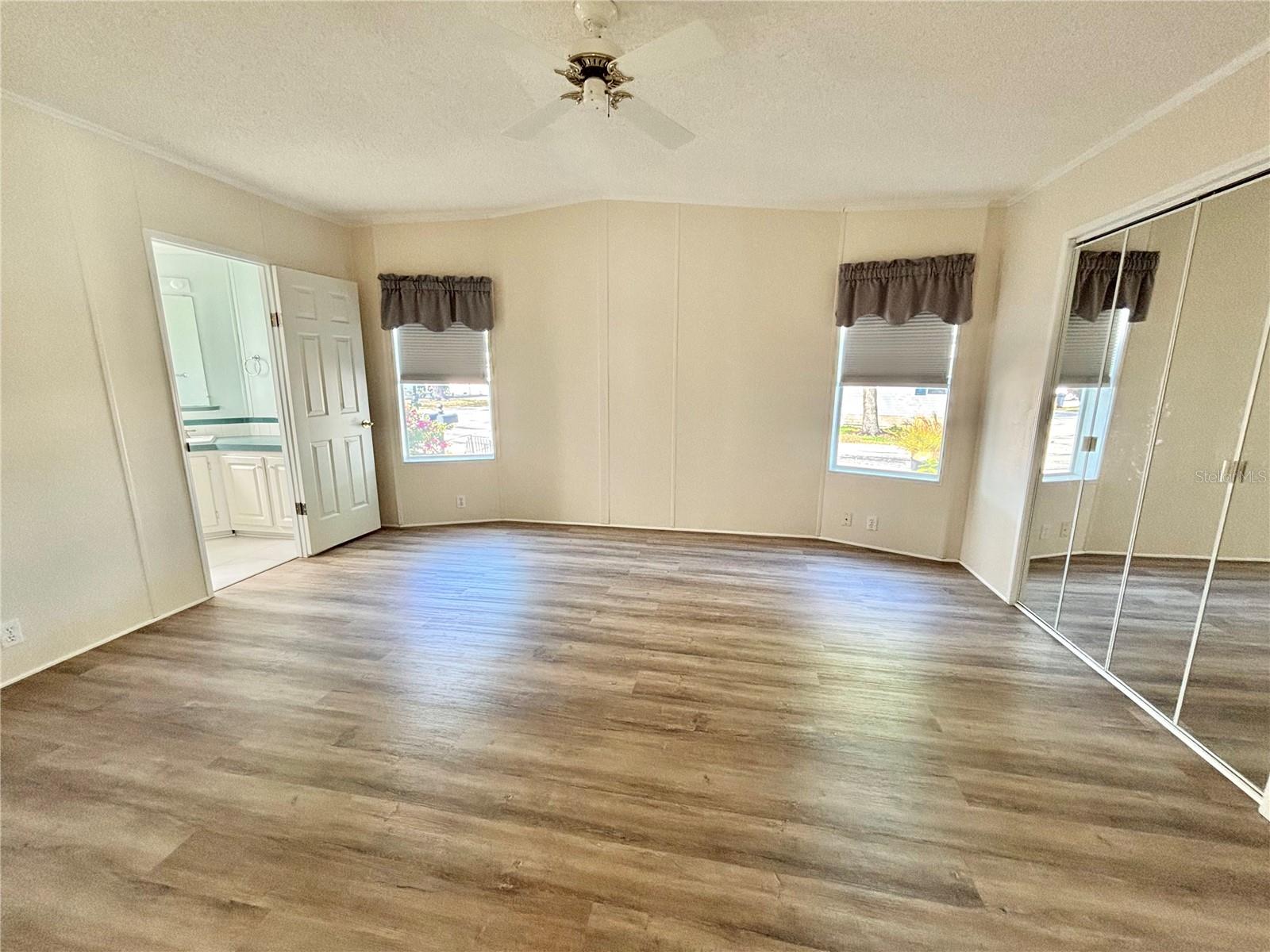 RIVERWALK MHP CO-OP - Residential