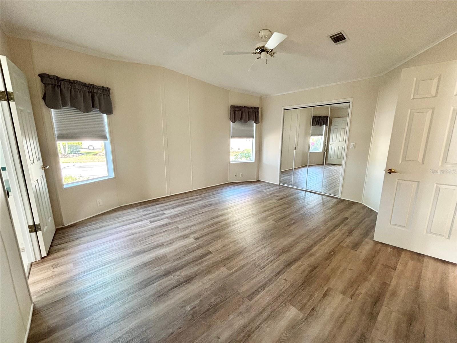 RIVERWALK MHP CO-OP - Residential