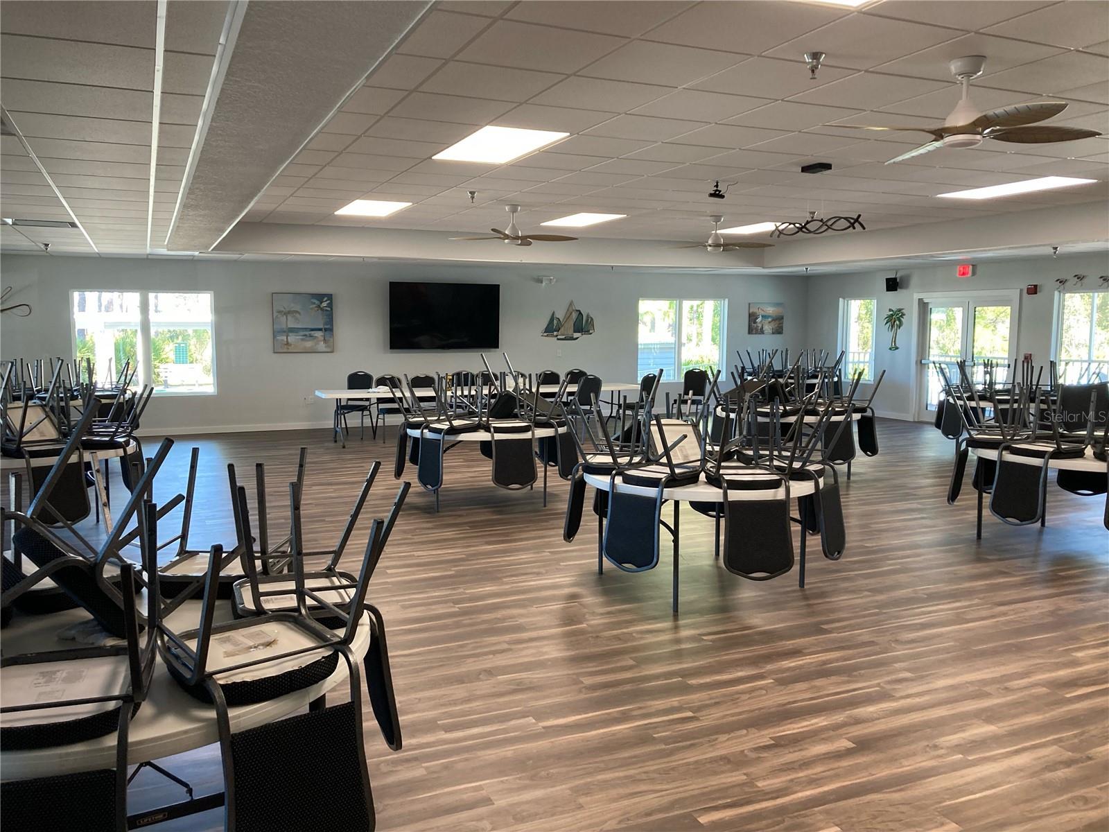 RIVERWALK MHP CO-OP - Residential