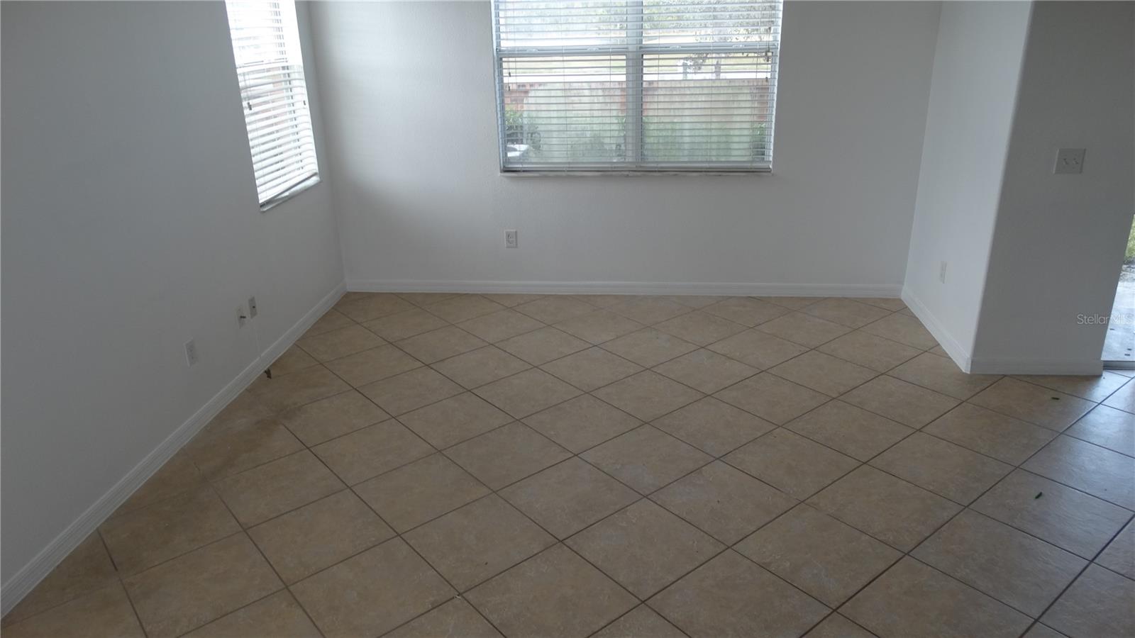 WYNDHAM LAKES ESTATES - Residential Lease