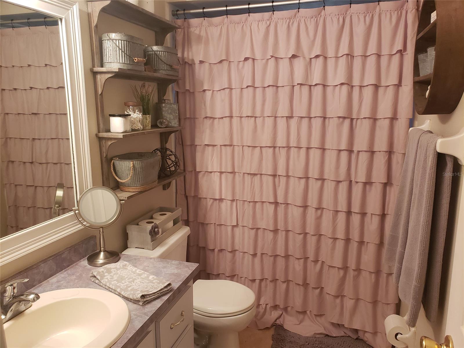 Florida Shores 01 - Residential