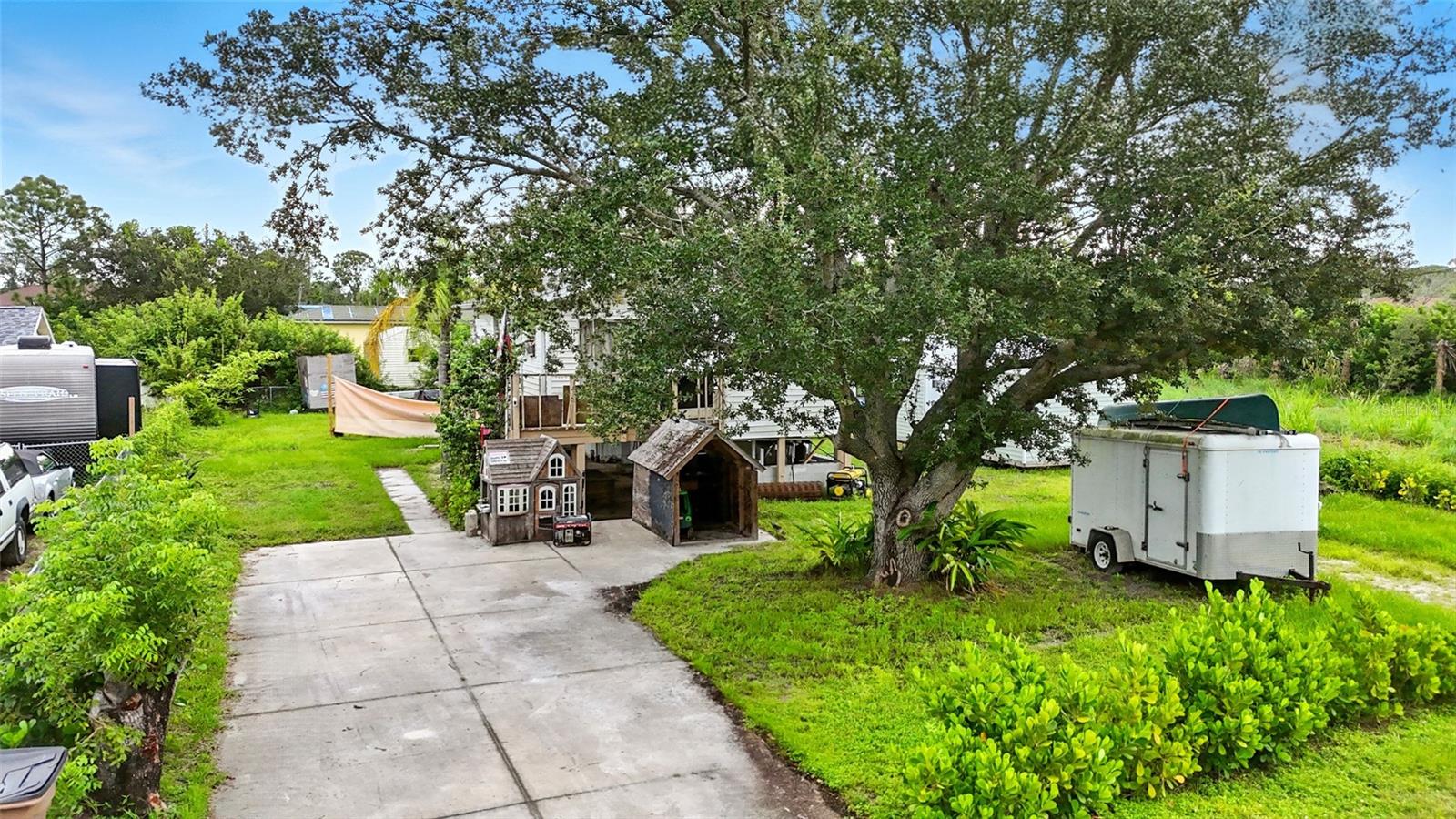 LEHIGH ACRES - Residential