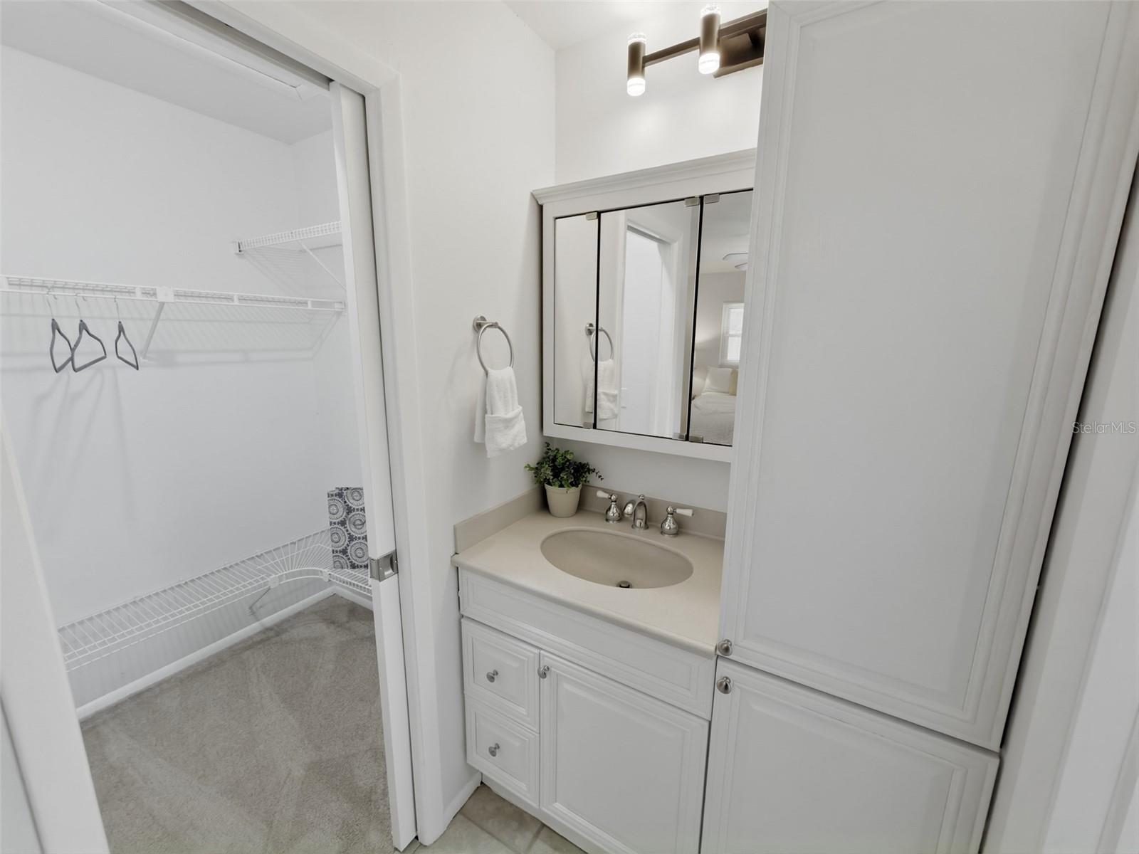 ORCHID LAKE VILLAGE EAST - Residential