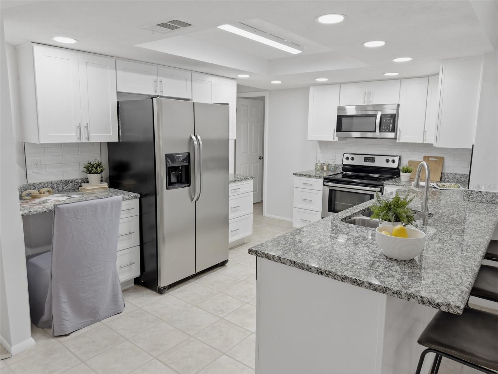 ORCHID LAKE VILLAGE EAST - Residential