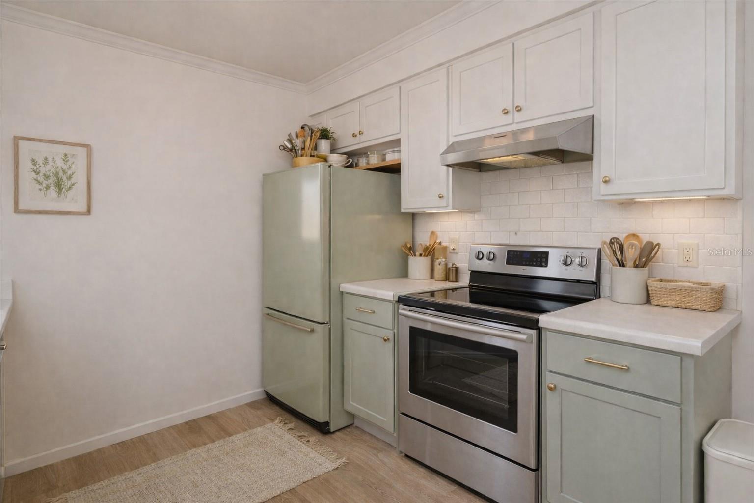 CLERMONT POINT PLACE - Residential