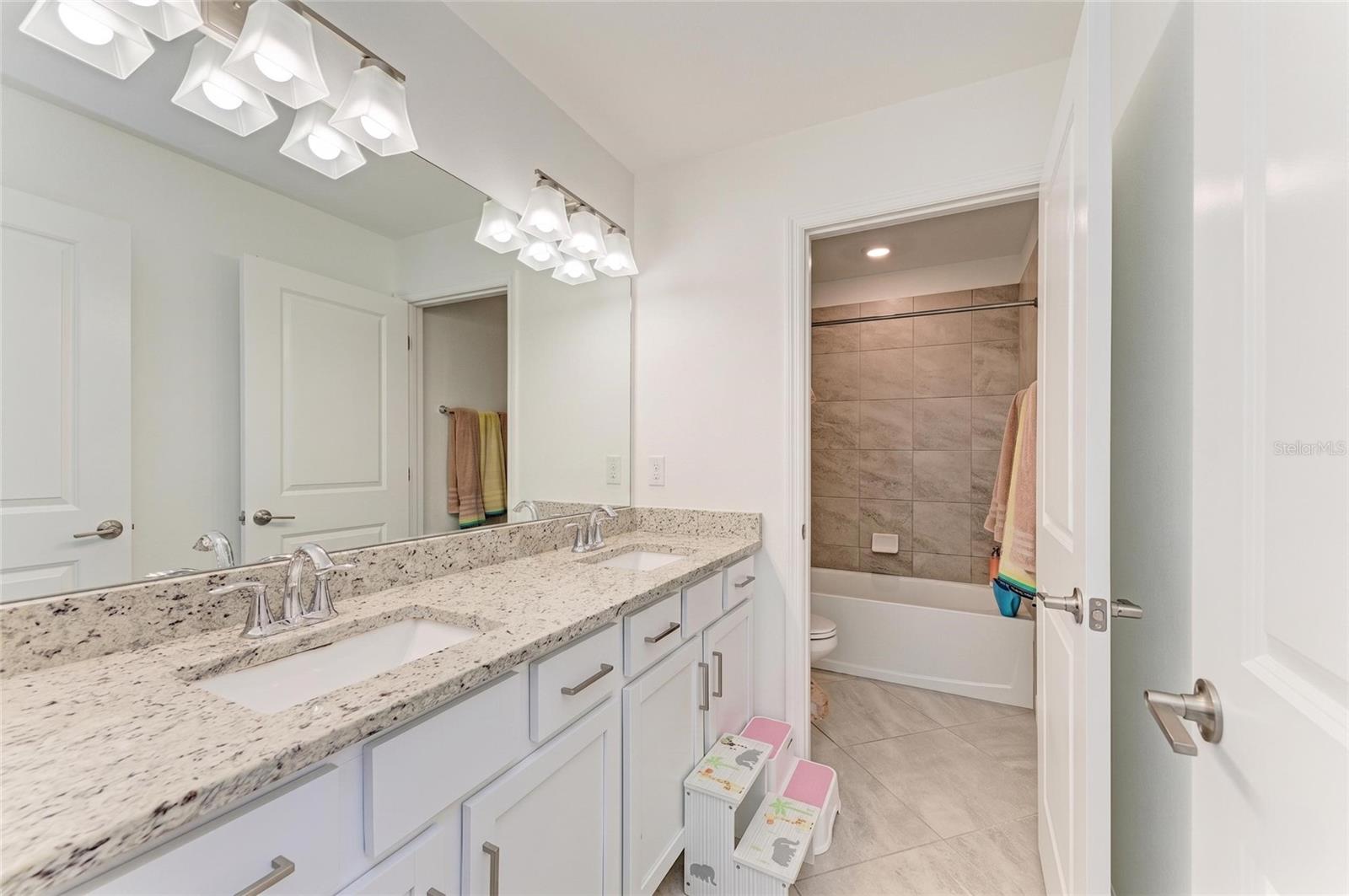 LORRAINE LAKES PH IIA - Residential