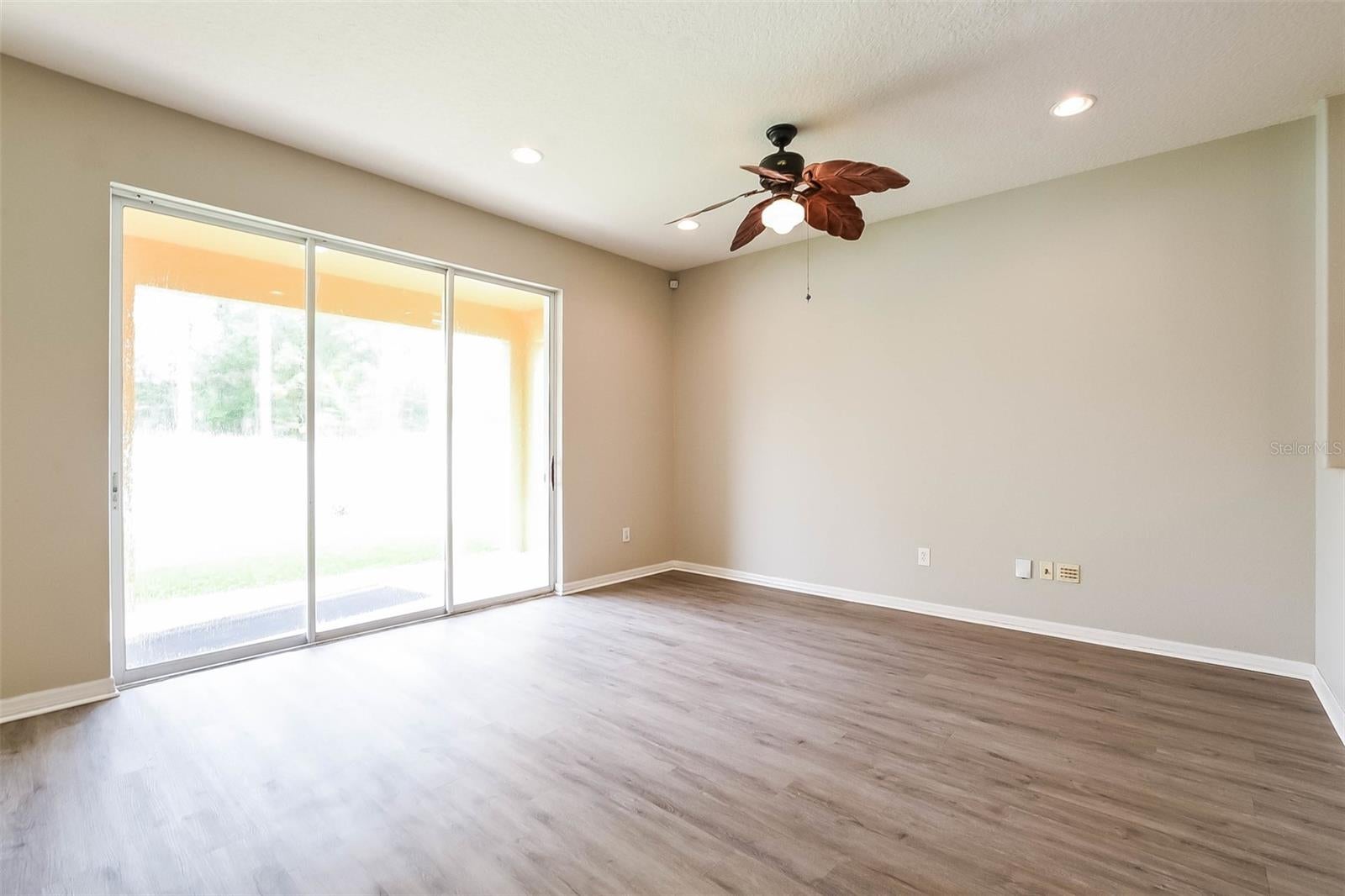 9849 MOSS ROSE WAY
