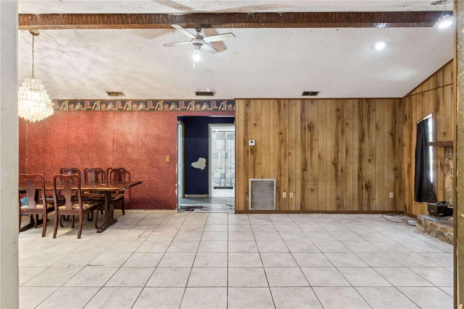 4921 LEWELLYN ROAD