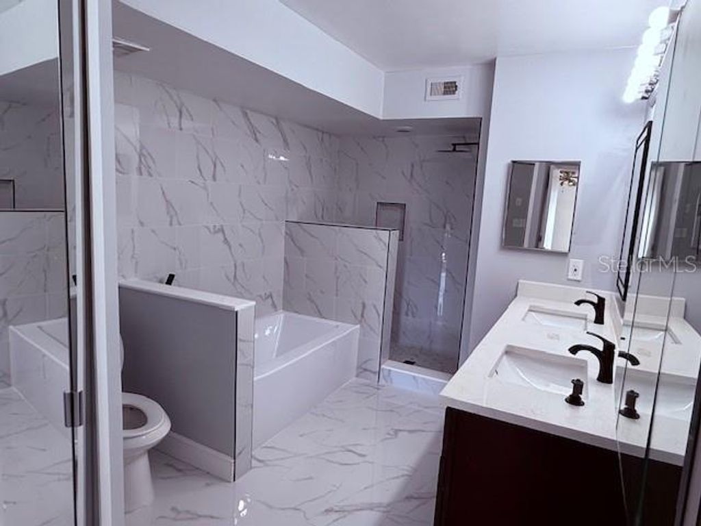 Photo of 3397 Gray Fox Cove #NONE, Apopka, FL 32703 (MLS # O6371552)