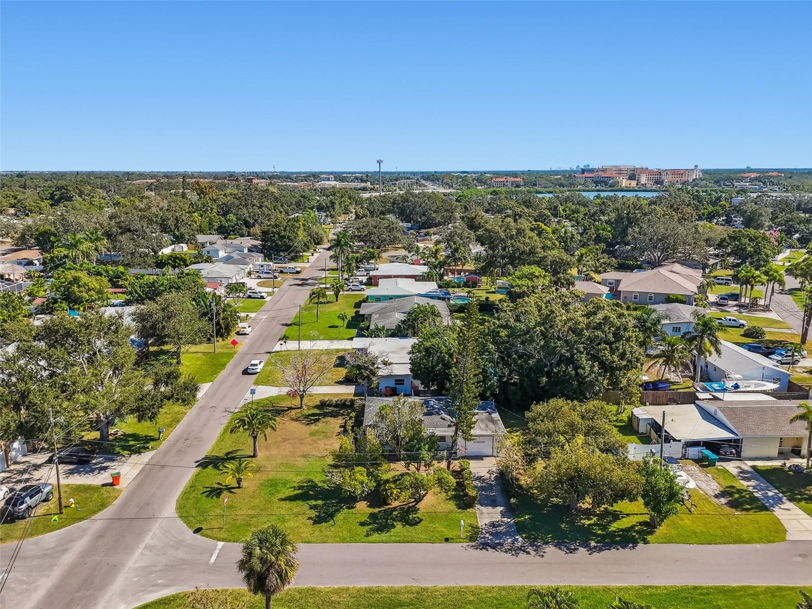 EDGEWATER ESTATES - Residential