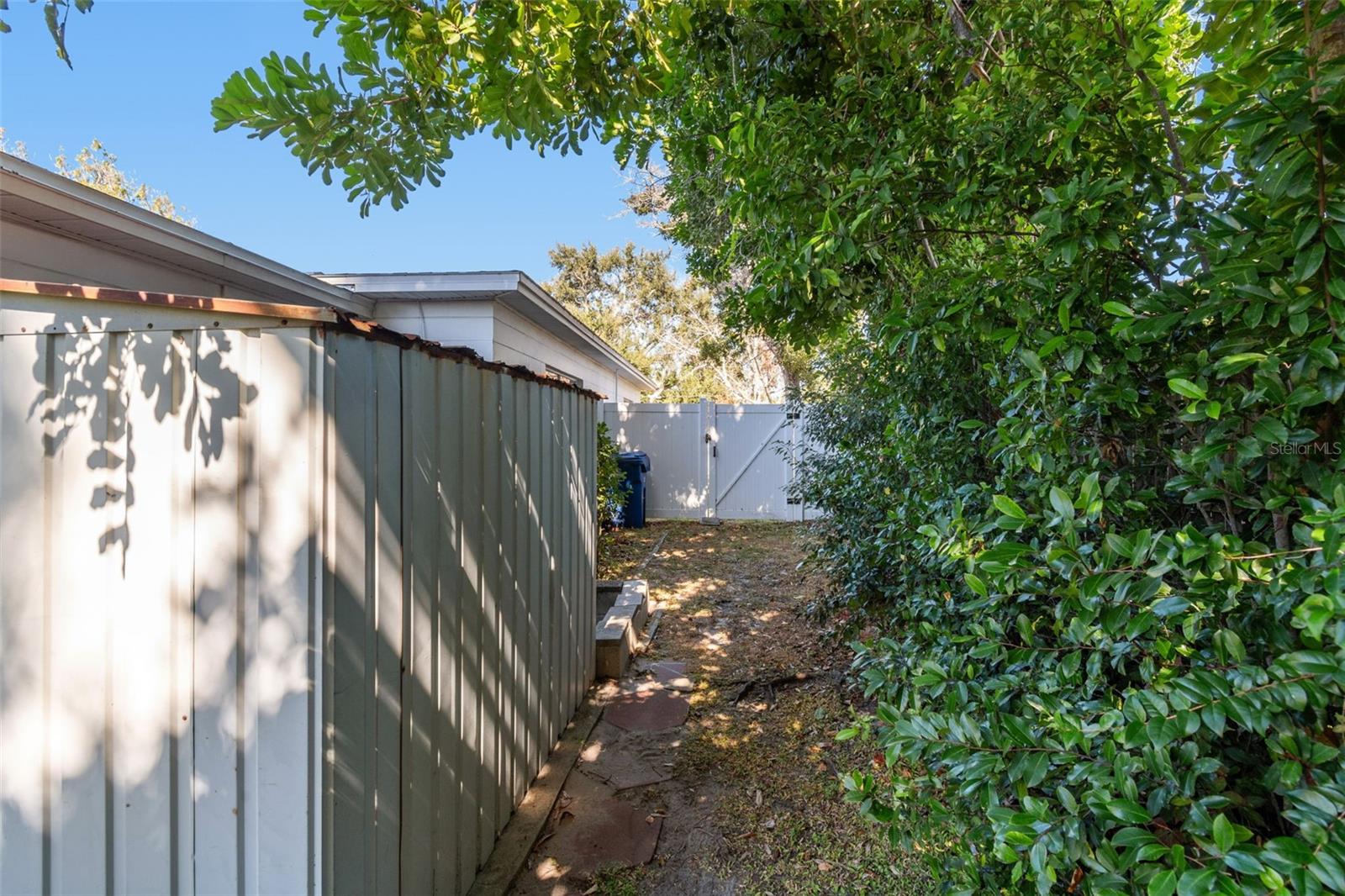 EDGEWATER ESTATES - Residential