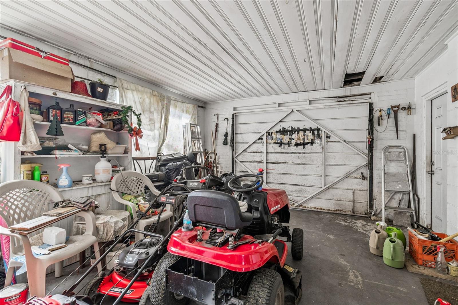 EDGEWATER ESTATES - Residential