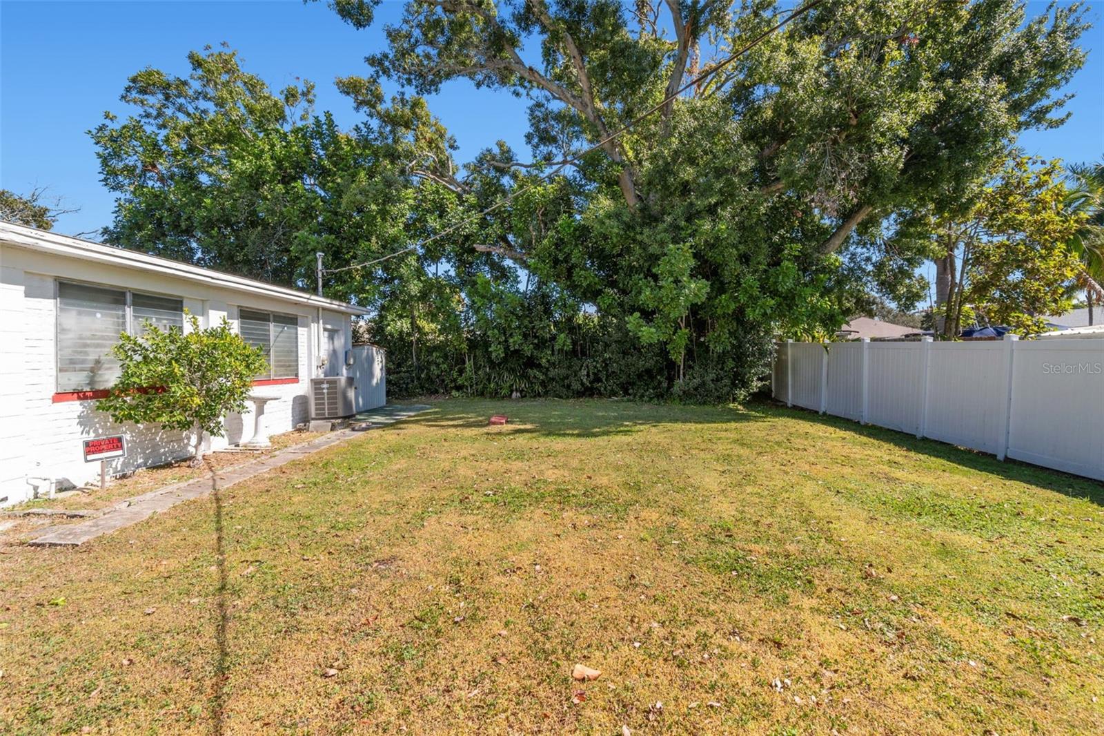 EDGEWATER ESTATES - Residential