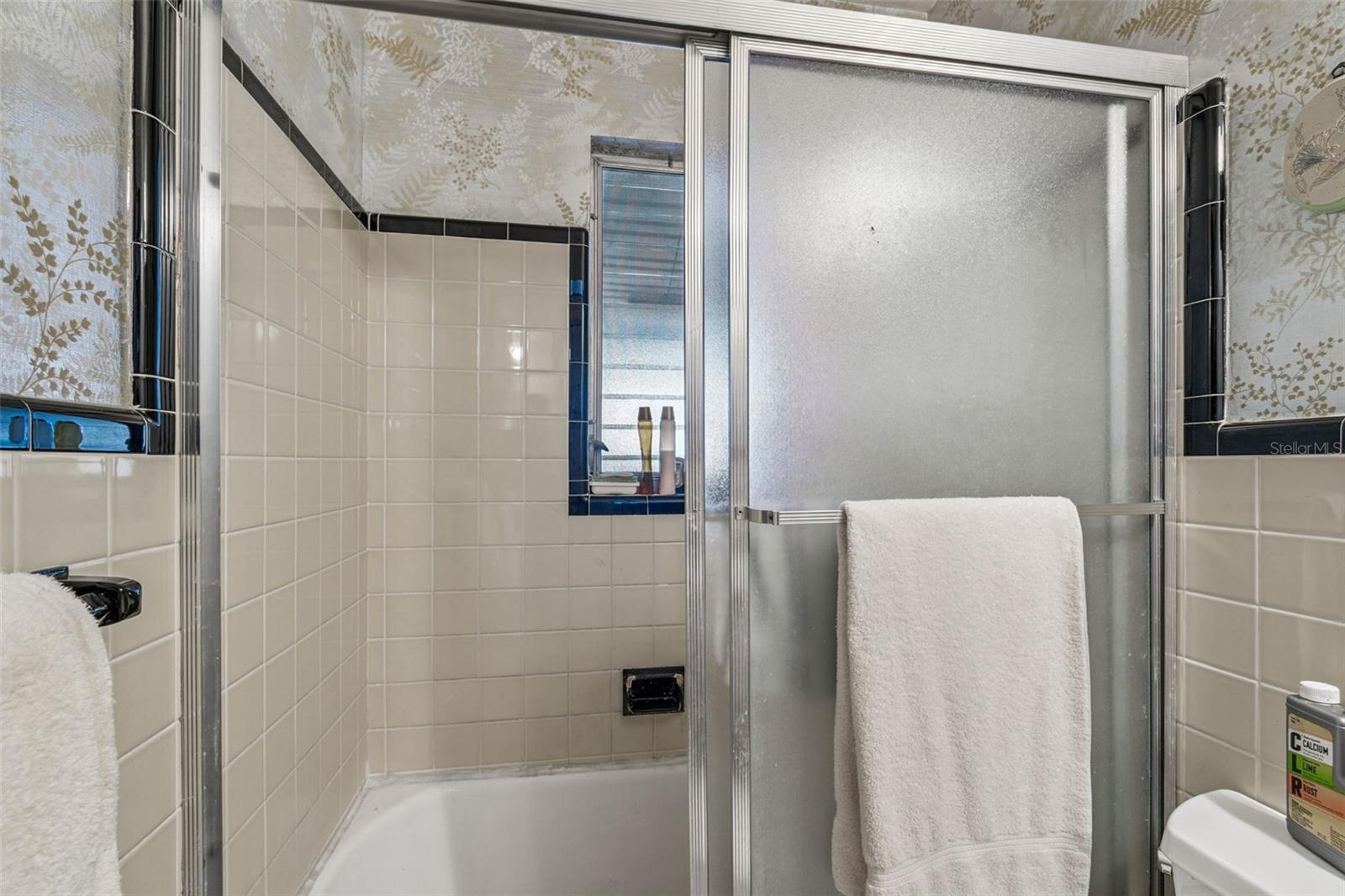 EDGEWATER ESTATES - Residential