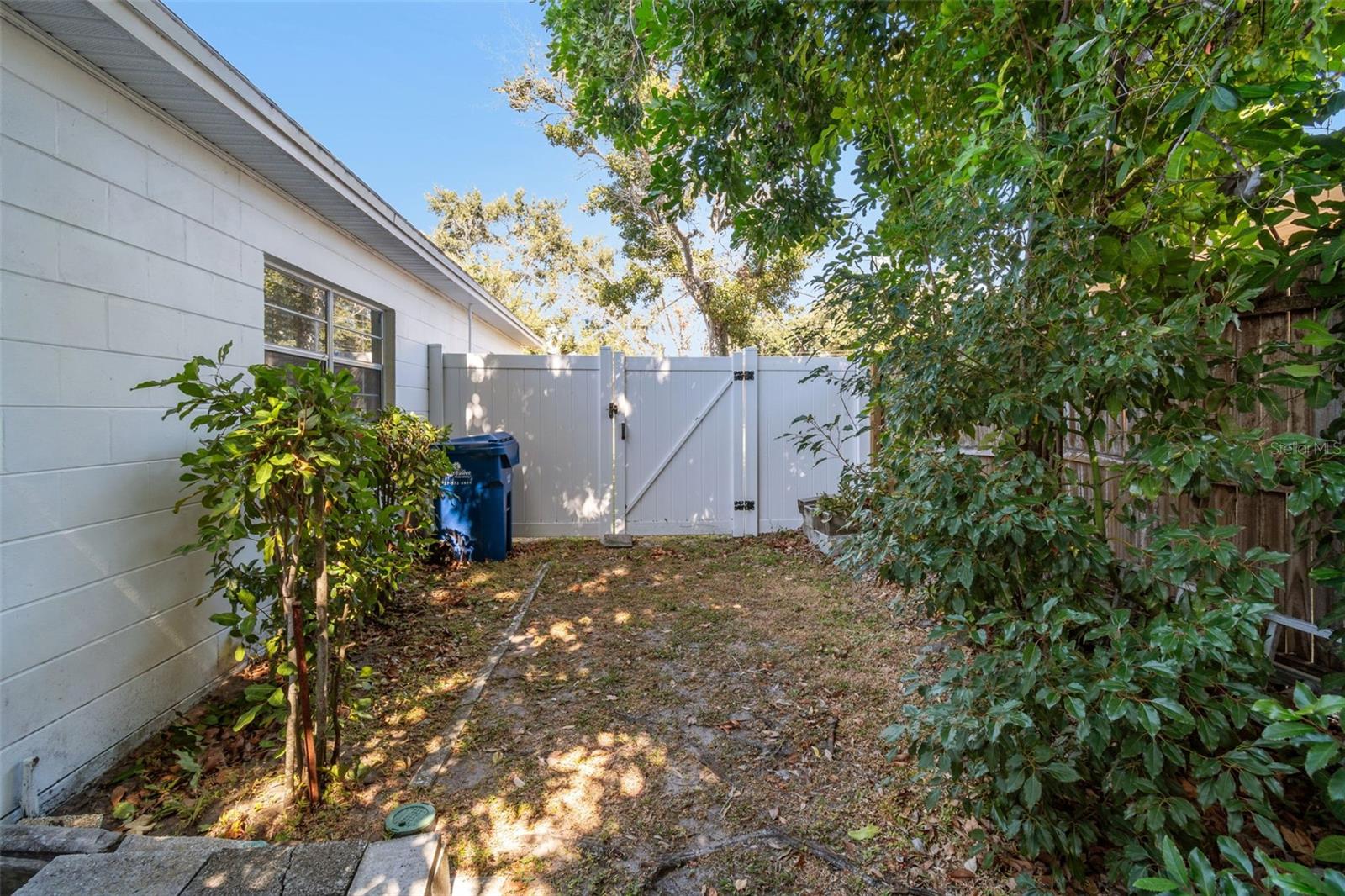 EDGEWATER ESTATES - Residential