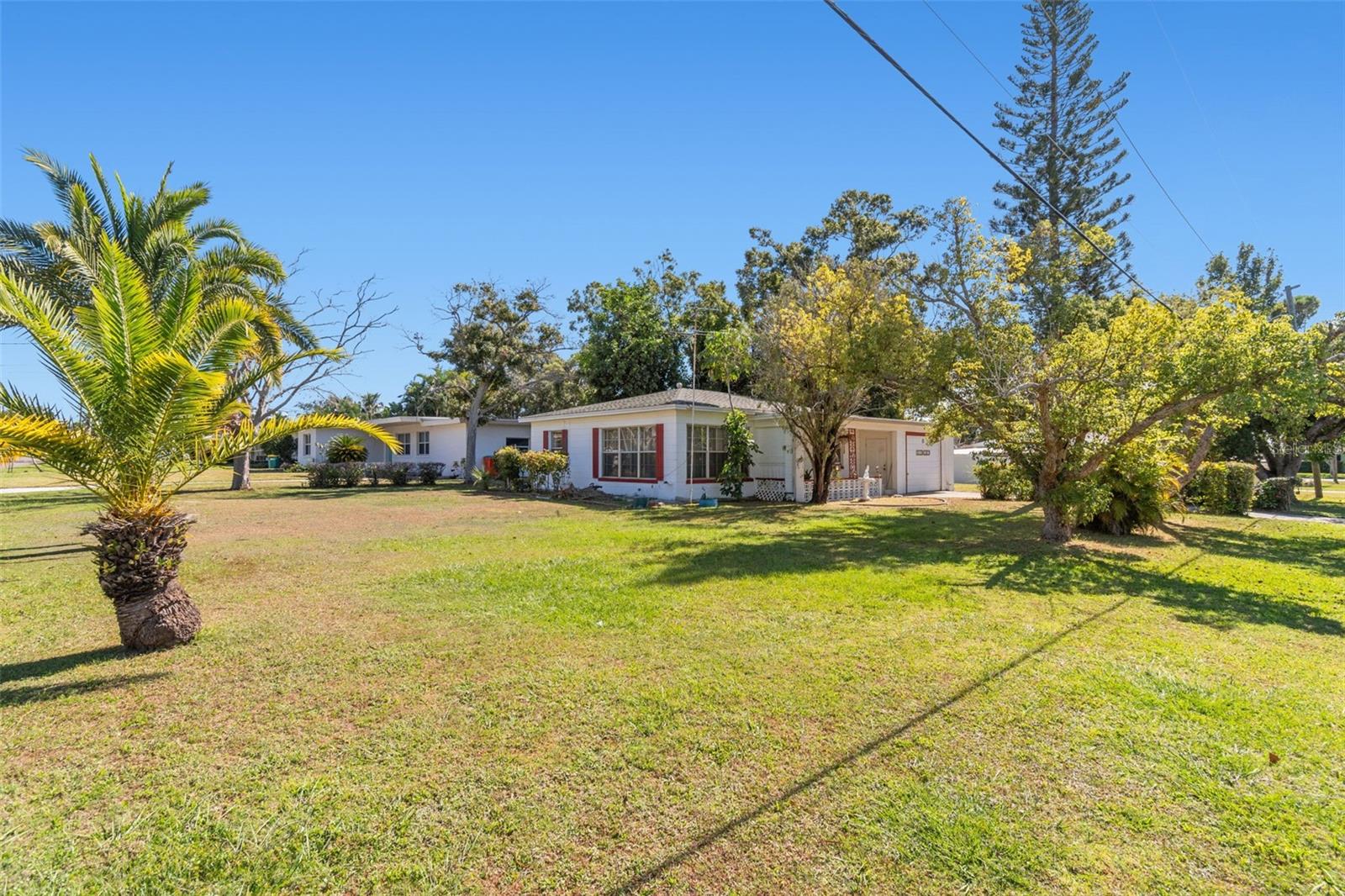 EDGEWATER ESTATES - Residential